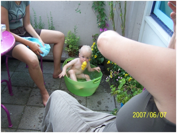 584x433 pixels (223K)